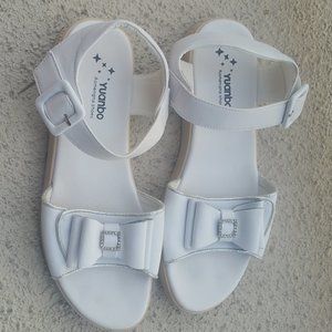 Girls Open Toe White Shoes Size 40